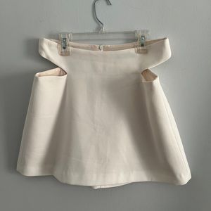 White Zara skirt size M